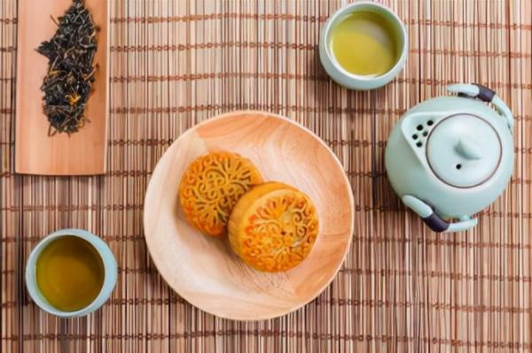 秋日要“養收”!吃月餅有巧搭配 秋日要“養收”!吃月餅有巧搭配