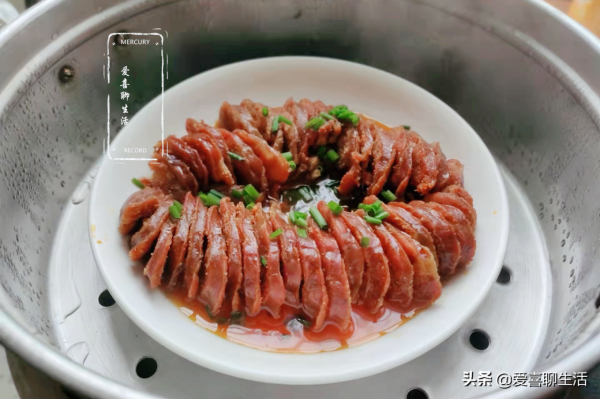 秋冬交替,多吃蒸菜,這菜蒸一蒸就上桌,香到流口水,好吃不停筷 秋冬交替,多吃蒸菜,這菜蒸一蒸就上桌,香到流口水,好吃不停筷