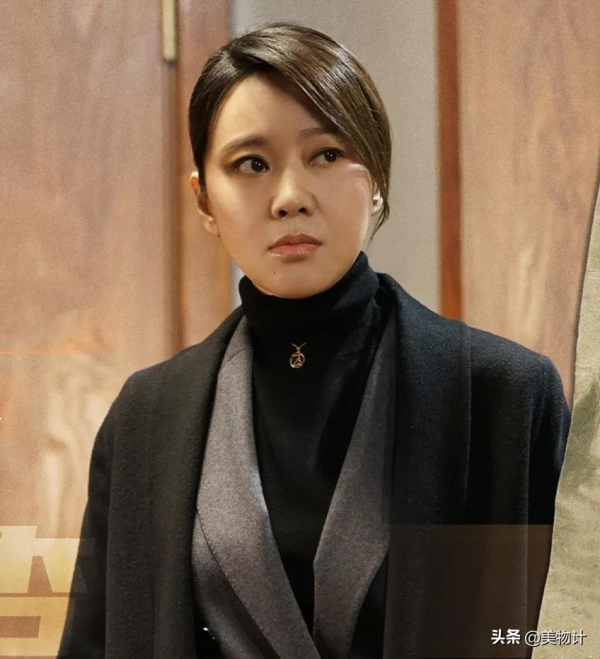 秦嵐、閆妮的職場秀，太美了