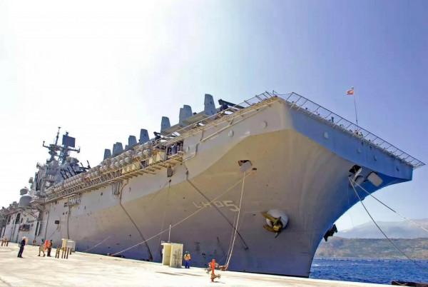 LHD“黃蜂”級兩棲攻擊艦圖集（222圖）