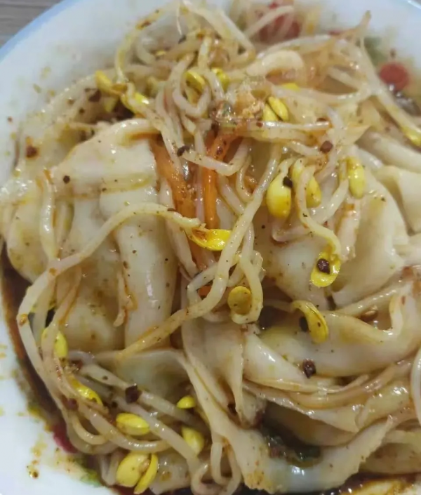 請接收兩當冬日裡熱騰騰的早餐