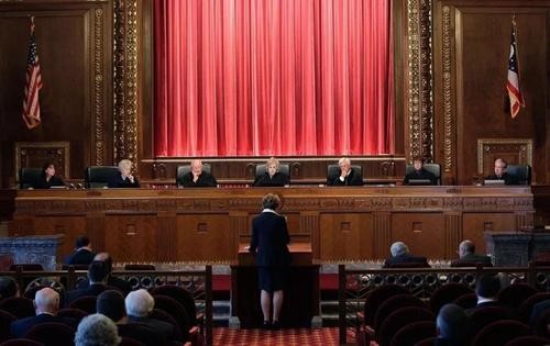 見死不救也合法?美國警察:我們保衛的是憲法,不是老百姓的死活 見死不救也合法?美國警察:我們保衛的是憲法,不是老百姓的死活