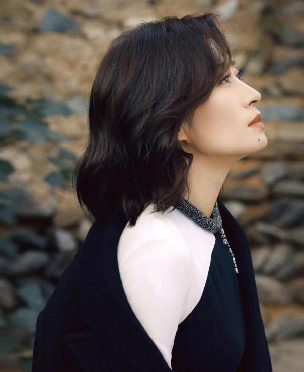 劉敏濤的這個狀態，實在是不錯，有一種現是安穩歲月靜好的感覺