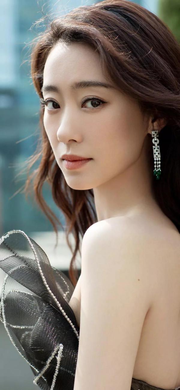 張小斐斐媽好美啊