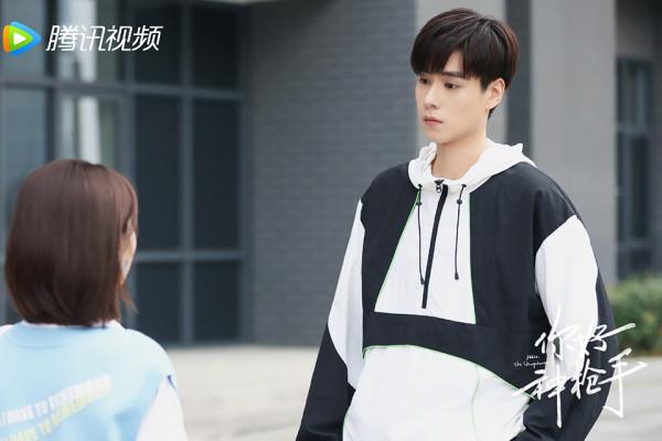 近期陸劇熱度榜TOP10，《鏡雙城》才3&period;8分