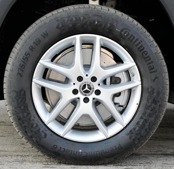 賓士GLS配置解讀，全尺寸豪華大七座SUV，實力表現如何