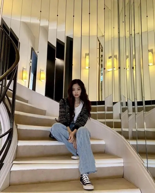 “人間香奈兒”金珍妮：富三代出身的她，卻是最強的“帶貨達人”