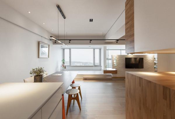 再給我個機會，我也要打通陽臺做雙功能區，家裡寬敞了2倍不止