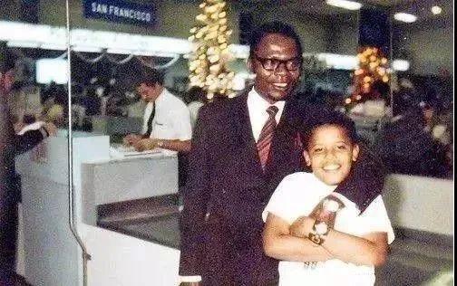 李靚蕾手撕王力宏，但她卻在塑造孩子心中的好父親形象