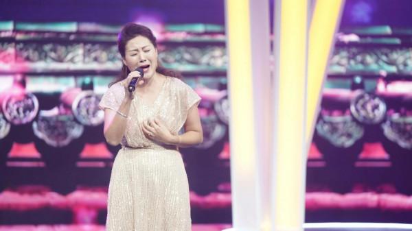 著名歌手鶯鶯受邀參加北京電視臺新歌來啦欄目演唱嘉賓