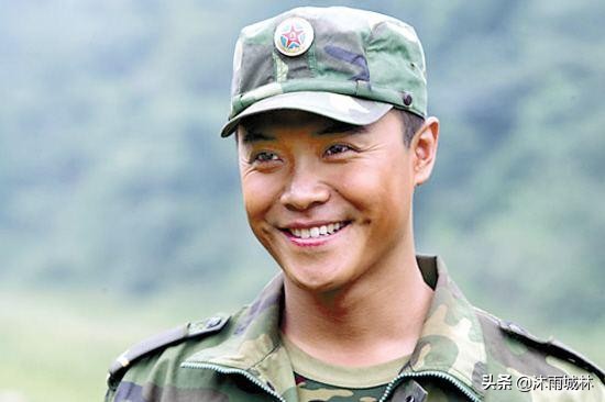 《士兵突擊》中各角色單兵能力對比，許三多進不了前三？