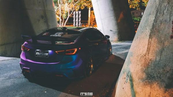 這臺現代Elantra有點獨特