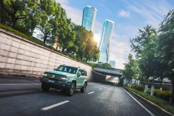 坦克300：削弱了四驅系統的城市版比越野版貴在了哪兒？