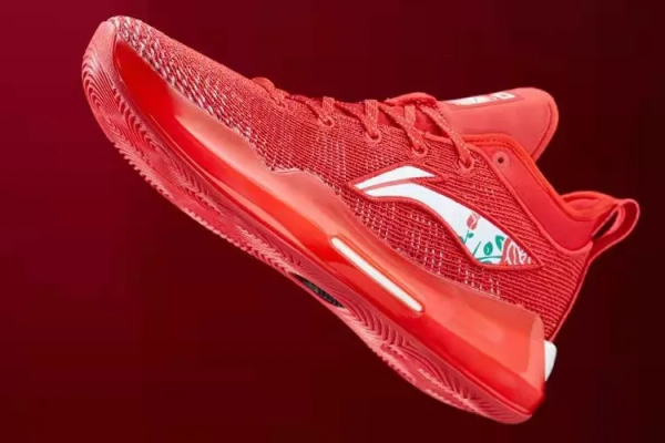 iPhone13趁火打劫、Nike降價處理,國產能否在危機下一飛沖天? iPhone13趁火打劫、Nike降價處理,國產能否在危機下一飛沖天?