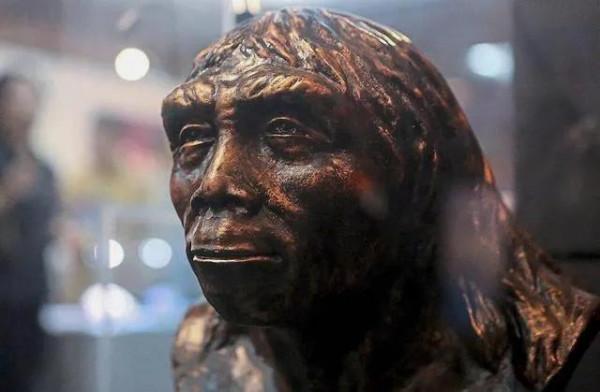 人類的最原始祖先是誰？它從哪裡來，又來自哪個具體年代？