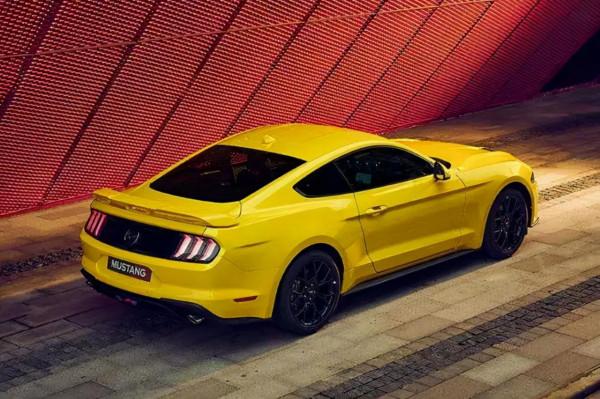 聽車場丨30萬預算也能買跑車,選寶馬2系雙門還是斯巴魯BRZ? 聽車場丨30萬預算也能買跑車,選寶馬2系雙門還是斯巴魯BRZ?