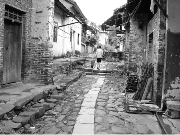 一個千年古鎮的背影