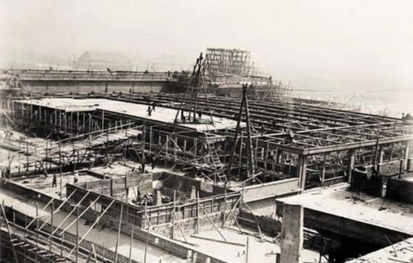 毛主席親自為人民大會堂改名，它原先叫什麼？為什麼要改名字？