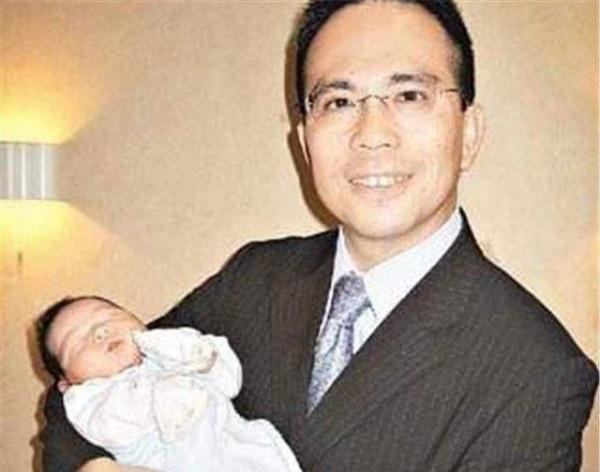 王儷橋:讓李嘉誠舉雙手贊成的女人,她憑什麼讓李澤鉅一見鍾情 王儷橋:讓李嘉誠舉雙手贊成的女人,她憑什麼讓李澤鉅一見鍾情