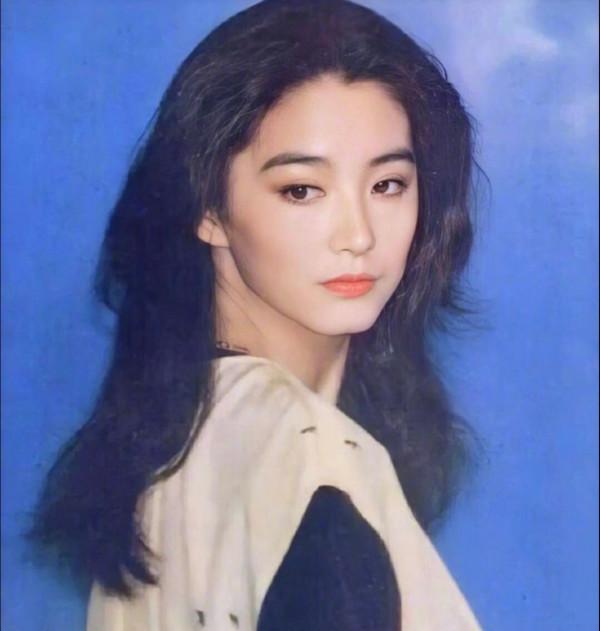 瓊瑤女郎年輕顏值大比拼,大家覺得誰贏了? 瓊瑤女郎年輕顏值大比拼,大家覺得誰贏了?