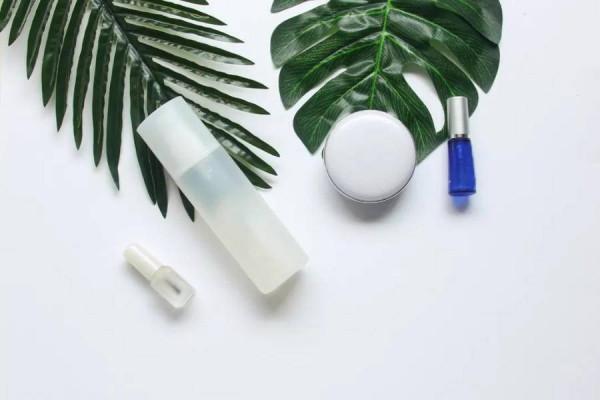 跑步和做俯臥撐會導致面板鬆弛、臉下垂？