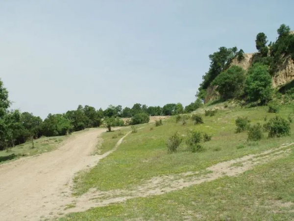 沿著古道行走，去聆聽古中國的脈搏