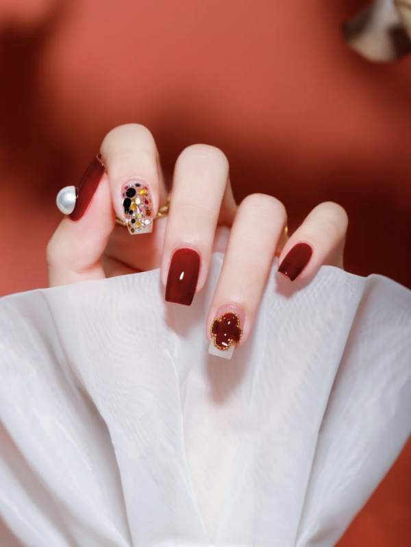 跨年美甲來了,美美噠跨到2022 跨年美甲來了,美美噠跨到2022