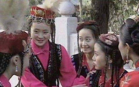 10位瓊女郎現狀反差大!王豔嫁豪門成闊太,62歲李雪華無兒無女 10位瓊女郎現狀反差大!王豔嫁豪門成闊太,62歲李雪華無兒無女