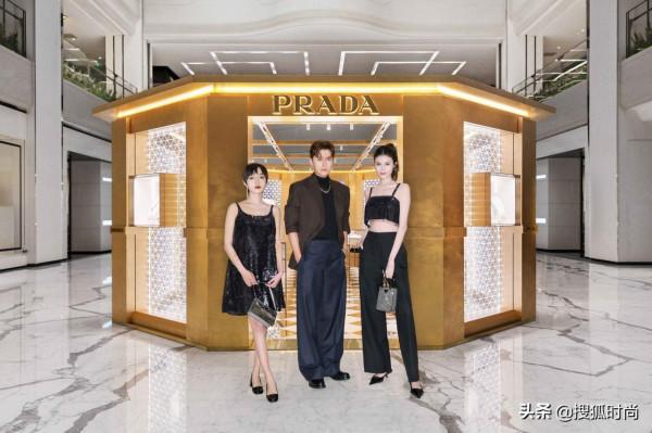 李易峰線上安利聖誕禮物,還自爆是推理遊戲遊戲小白? 李易峰線上安利聖誕禮物,還自爆是推理遊戲遊戲小白?