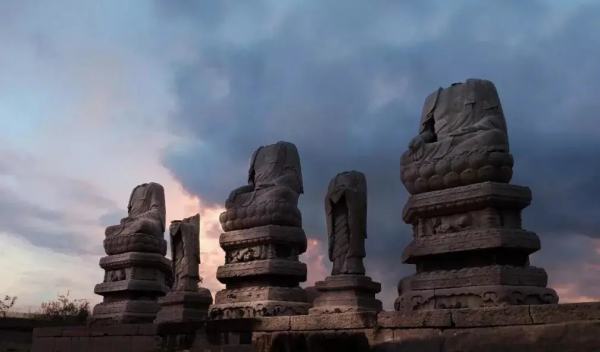 響堂寺到底是誰修建的？