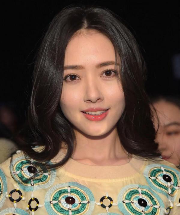 女明星懟臉無美顏心美得生動真實，這組照片真的讓人看到了