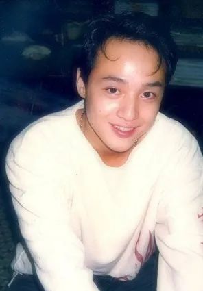 紅極一時卻突然&OpenCurlyDoubleQuote;消失&rdquo;19位明星現狀，有人大病初癒，有人被唾棄