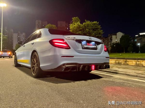 賓士AMG E43 3&period;0T刷ecu升級ING特調，再也不用吵著爸爸買GT-R了