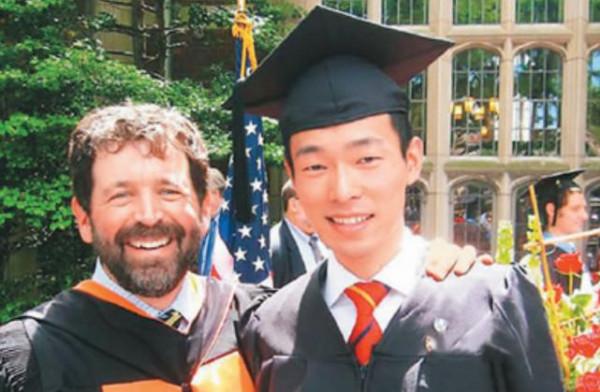 最美村官秦玥飛，耶魯畢業拒百萬年薪回國拿1450工資，後來怎樣了