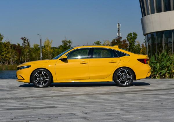 本田思域姊妹車型型格正式上市,12.99萬元起售,你喜歡哪一款? 本田思域姊妹車型型格正式上市,12.99萬元起售,你喜歡哪一款?