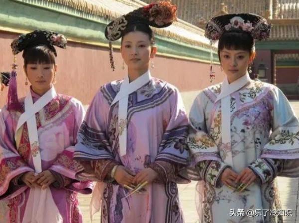 還記得“沈眉莊”嗎？側顏酷似景甜，高顏值不繼續拍戲可惜了