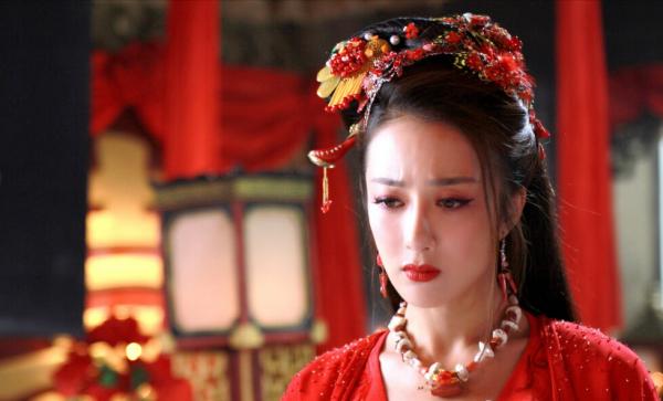 總感覺薇婭穿古裝像一個人，終於找到了