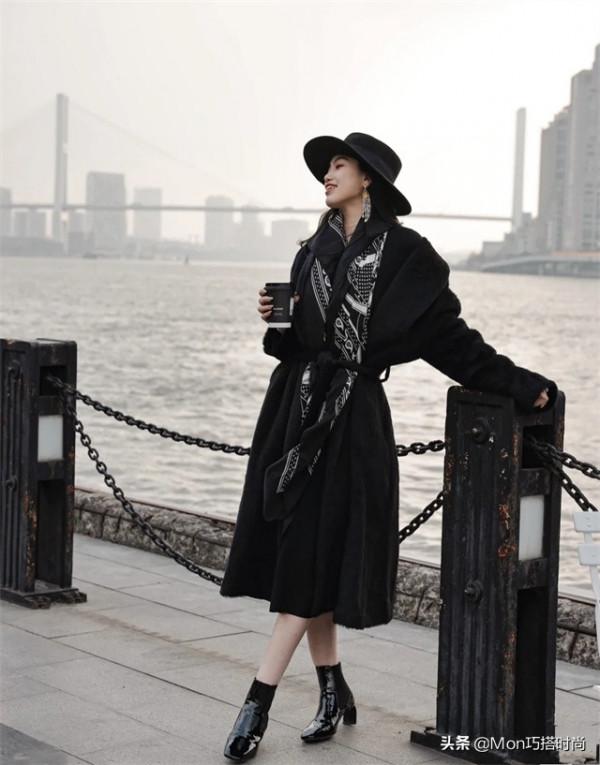 冬天戴帽子，這樣來挑款式、配下裝，不僅洋氣顯臉小，還時髦高階