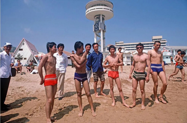 滿滿的感動，每一張老照片都是故事，美好的八十年代