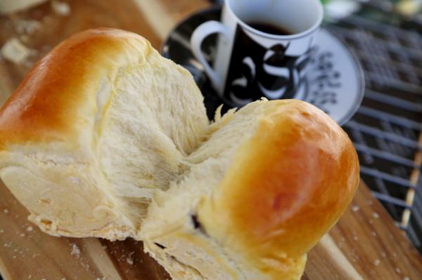 吐司麵包別就知道做三明治，花樣翻新當下午茶和晚餐，全家歡喜