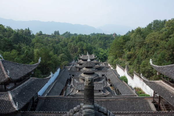 這個夏天均溫23℃的“中國涼爽之城”,也藏得太深了 這個夏天均溫23℃的“中國涼爽之城”,也藏得太深了
