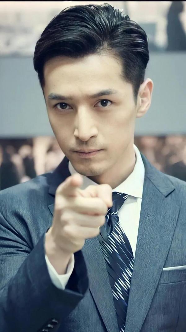 胡歌手機桌布分享