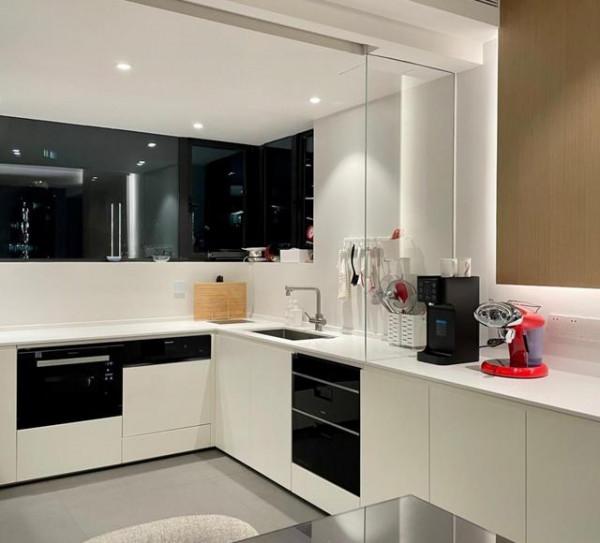 看完這個“整潔劃一”的家，治好了我的“強迫症”，光看看就很爽