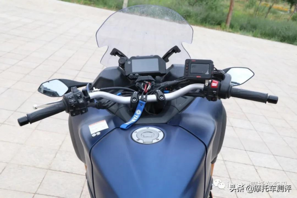 顛覆印象，敦煌試駕雅馬哈倒三輪NIKEN