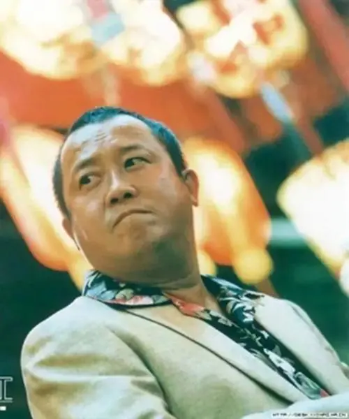 今年的時尚,就是穿成你二姨那樣 今年的時尚,就是穿成你二姨那樣