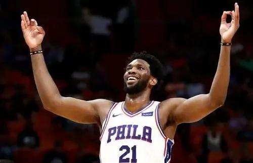 現在的快船為什麼離奪冠總差一口氣？應該怎麼做出改變？