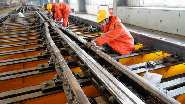 對於收購別人淘汰業務來發展的聯想，大家對其要求可能太高了