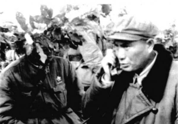 廣州軍區命令張萬年,炸燬越南一座重要橋樑,阻止越軍增援諒山 廣州軍區命令張萬年,炸燬越南一座重要橋樑,阻止越軍增援諒山