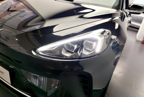 讓人驚喜的極狐 阿爾法T，4.6s破百，位元斯拉Model Y帥，還不貴