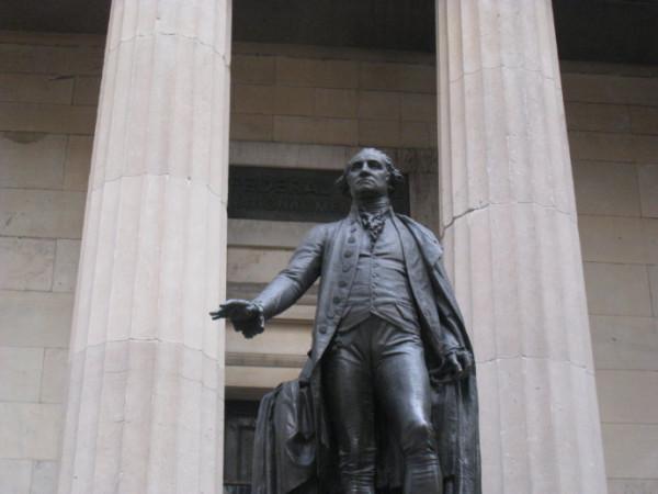 同一年去世的乾隆和華盛頓為什麼一個是古代人、一個是近代人 同一年去世的乾隆和華盛頓為什麼一個是古代人、一個是近代人